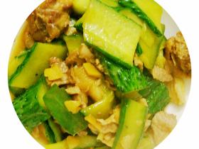 黄瓜炒肉